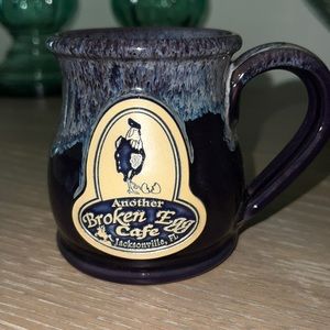 Mug, pottery, Another Broken Egg restaurant Jacksonville FL PURPLE/blue gorgeous